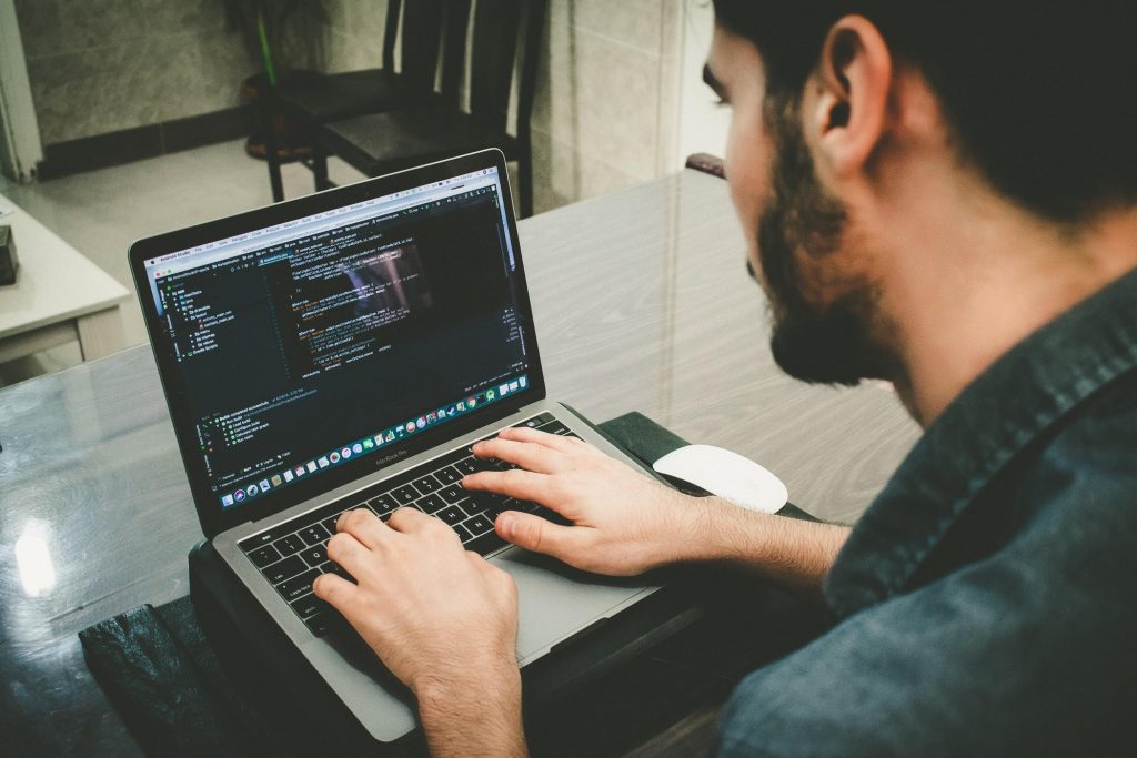 5 Types of CRM Software and How to Choose One