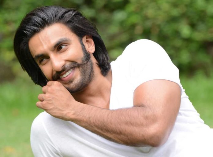 Ranveer Singh Biography, Age, Wiki, Height, Weight, Girlfriend, Family & More ranveer singh 696x514 2 - Ranveer Singh Biography, Age, Wiki, Height, Weight, Girlfriend, Family & More