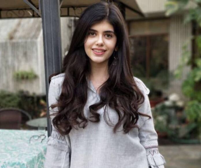 Sanjana Sanghi Biography, Age, Wiki, Height, Weight, Boyfriend, Family ...