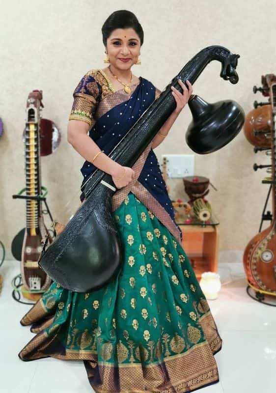 Veena Srivani Biography, Age, Wiki, Height, Weight, Boyfriend, Family